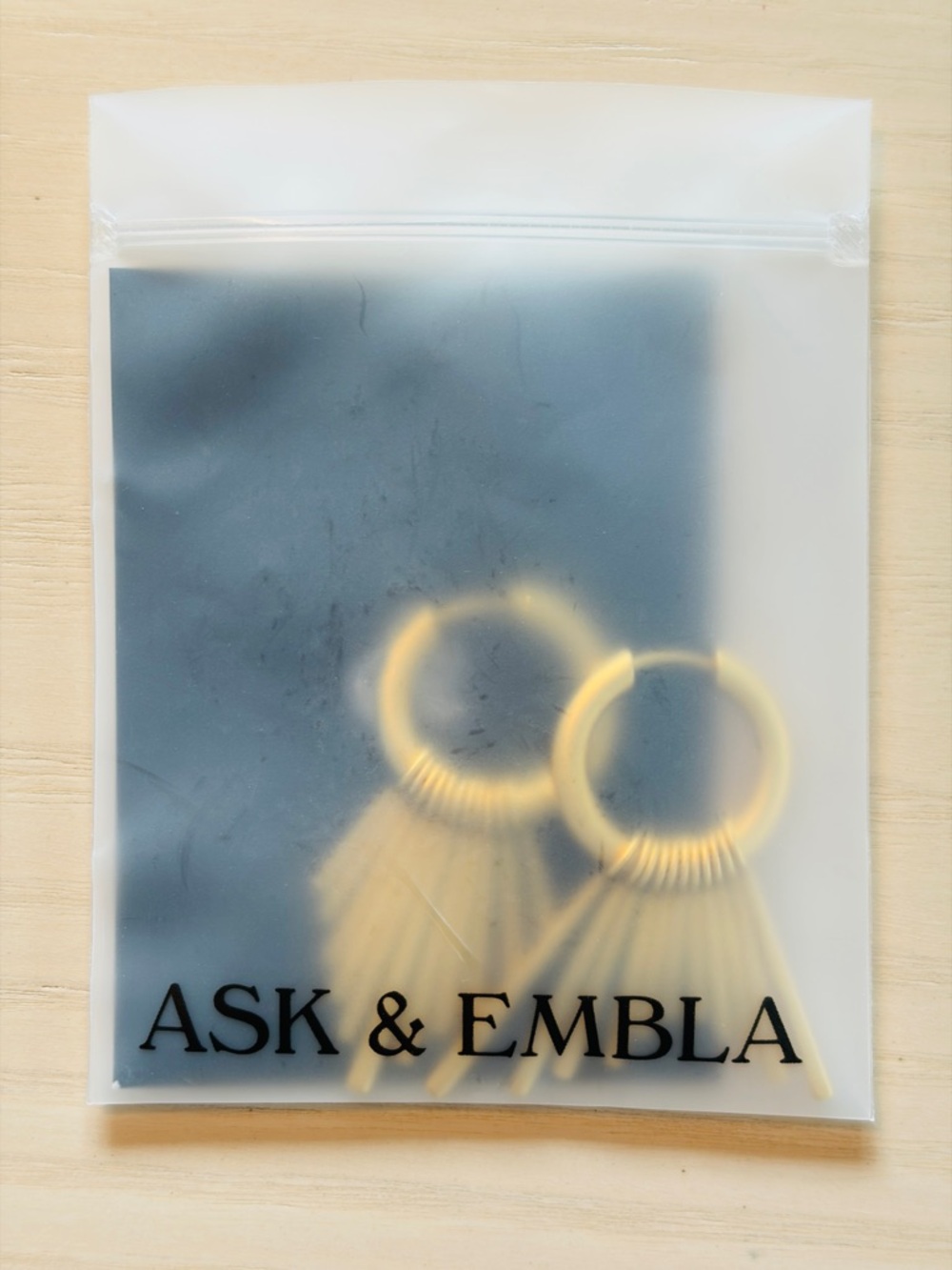 Ask and Embla MAYA SUNBEAM EARRINGS Gold - Picture 5 of 7